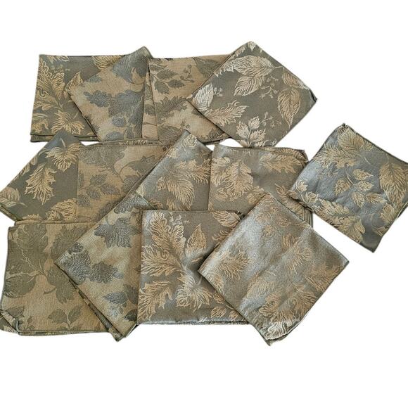 Set of 13 Croft & Barrow Sage Green Damask Leaf Napkins 18" Square - Picture 2 of 4